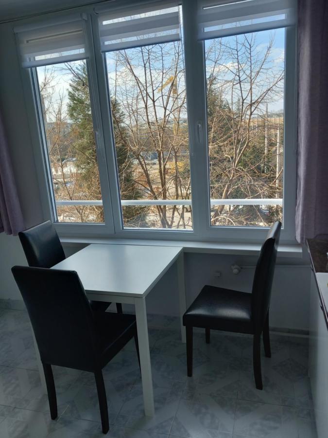 Appartement 2 Bdrm In - Lulin
